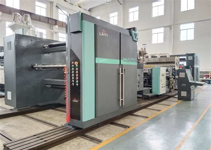 Vermogen 200 - 400 kg/uur Machine voor het lamineren van extrusiecoatings Max. coatingsnelheid 200 M/min