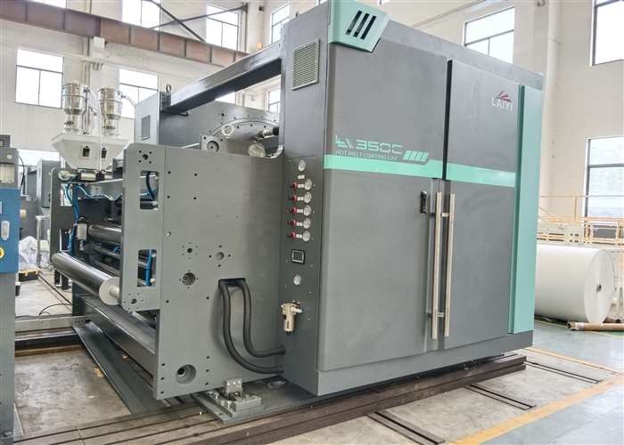 Vermogen 200 - 400 kg/uur Machine voor het lamineren van extrusiecoatings Max. coatingsnelheid 200 M/min