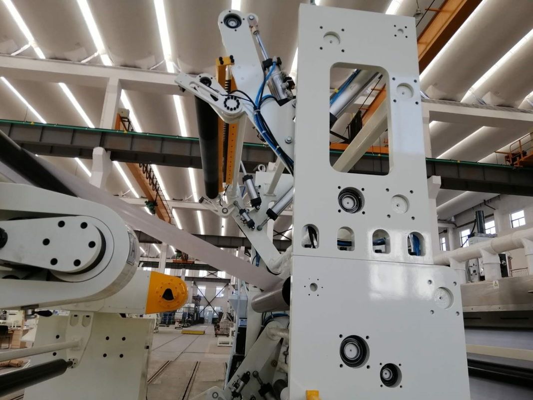 De Lamineringsmachine Van golfkarton van de fluit de Automatische Uitdrijving, Machine van de Hoge snelheids de Hete Laminering in Wit en Blauw