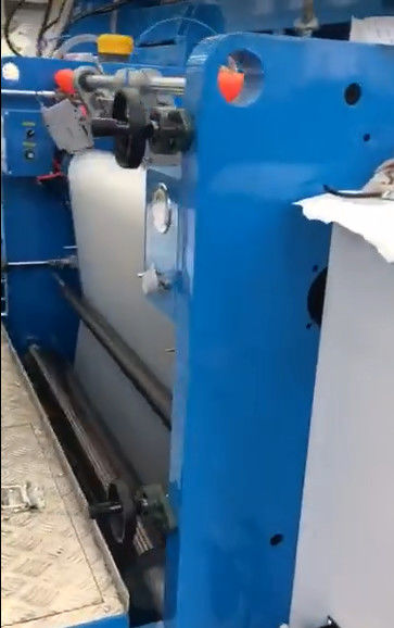 Automatische Plastic de Lamineringsmachine van het Filmbroodje met Dubbele Postontroller en Rewinder in blauw en wit 0